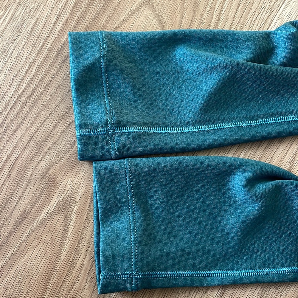 Patagonia Capilene Midweight Baselayer - XS in Green - Picture 6 of 8